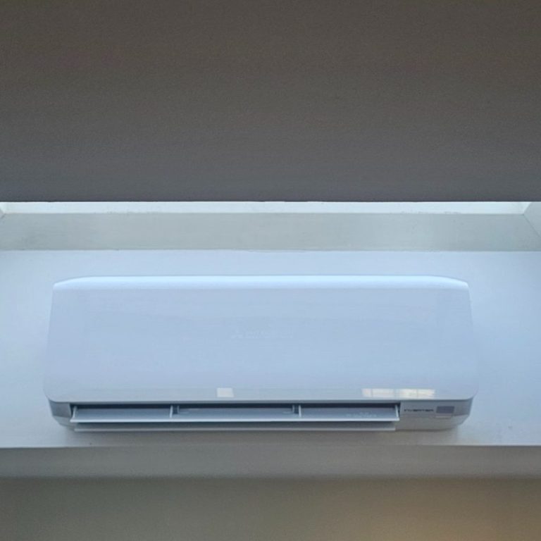 Airco unit in plafond